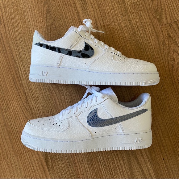 Nike Air Force 1 LV8 Blue Snakeskin - Picture 1 of 4